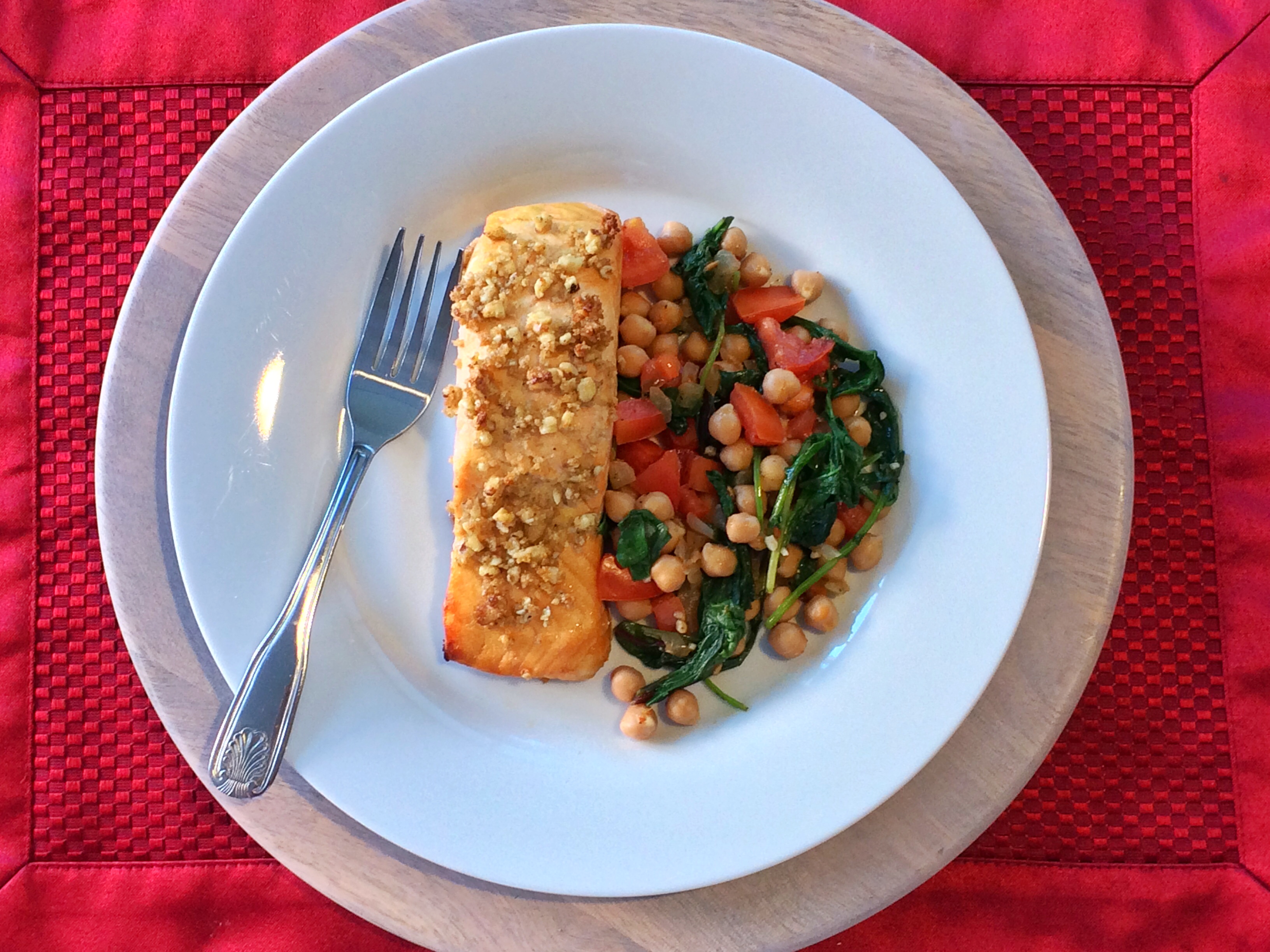 Walnut Crusted Salmon with Kale and Chickpeas - Piggly Wiggly Grocery ...